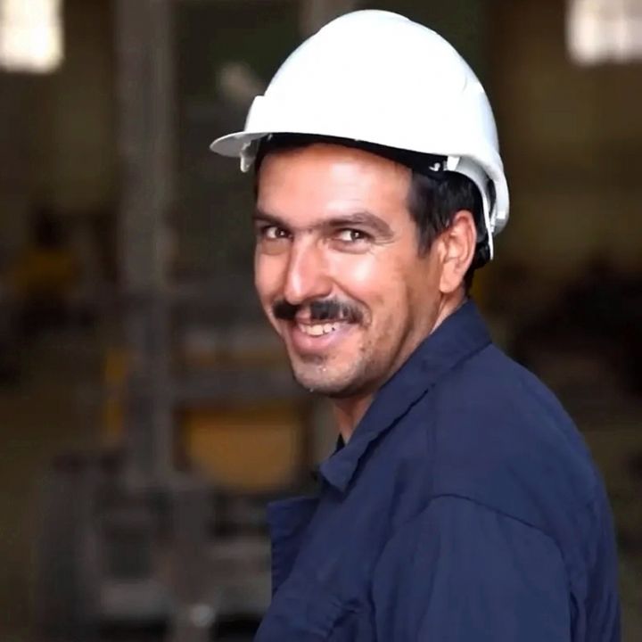 جلد کتاب صوتی کارگر